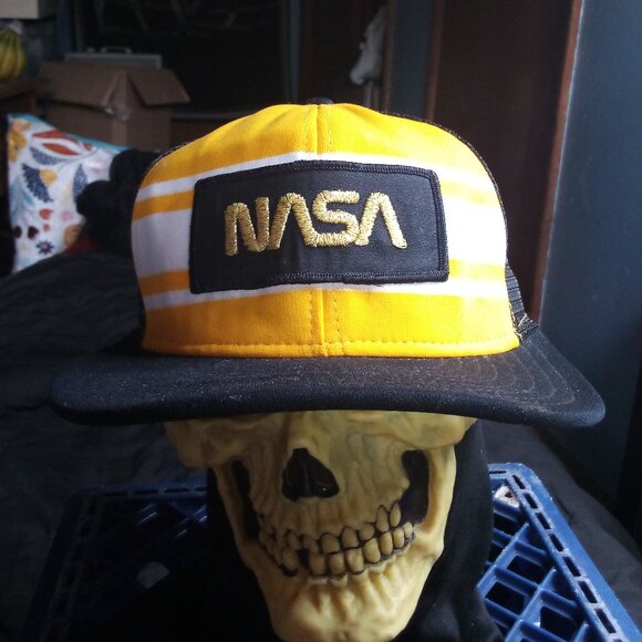 Deadstock Vintage AJD NASA Patch Snap Trucker Hat Cap - Picture 1 of 6